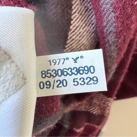 American Eagle Flannel Shirt Super Soft Red White Plaid Button Down Collar Sz XL - Picture 5 of 13